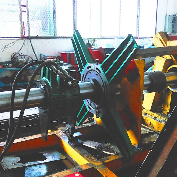 Pārnēsājams urbšanas rīks tilta tērauda konstrukciju remontam